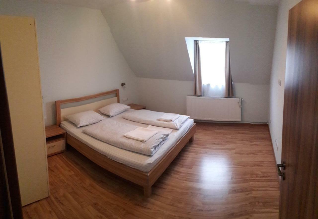 Theresia Apartment Sibiu Exteriör bild