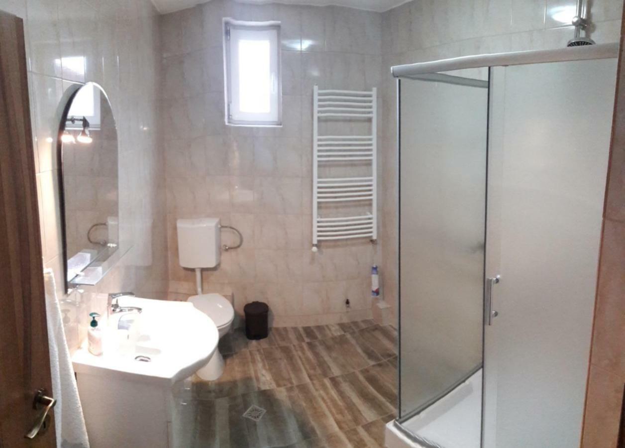 Theresia Apartment Sibiu Exteriör bild